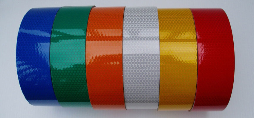 chromaticity of reflective tape