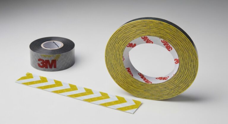 3M™ 983 Chevron Striping Reflective Tape – Spec Sheet